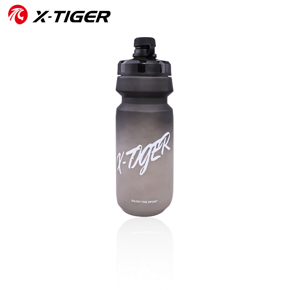 X-TIGER 610 ミリリットルポータブルスクイズボトル - X Running Gear のレビューと価格