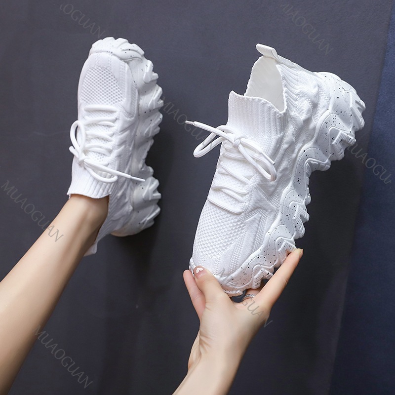 女性分厚いスニーカー通気性ニット厚底滑り止めスリッポンローフ - Running Gear For Women のレビューと価格