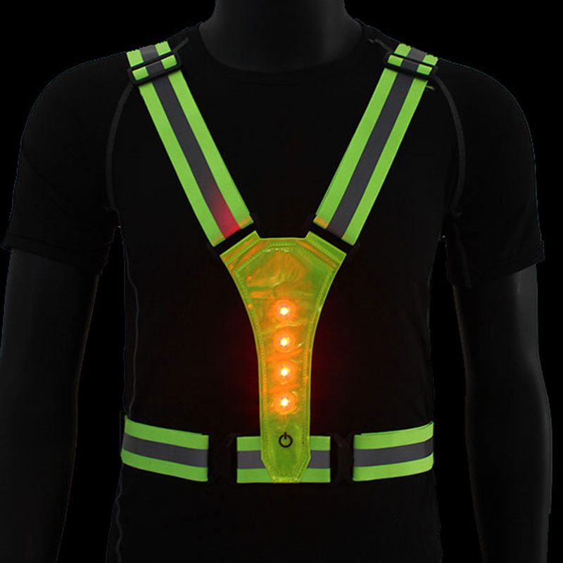 調節可能な LED ランニング & サイクリング安全ベスト  - Running Gear Autumn のレビューと価格